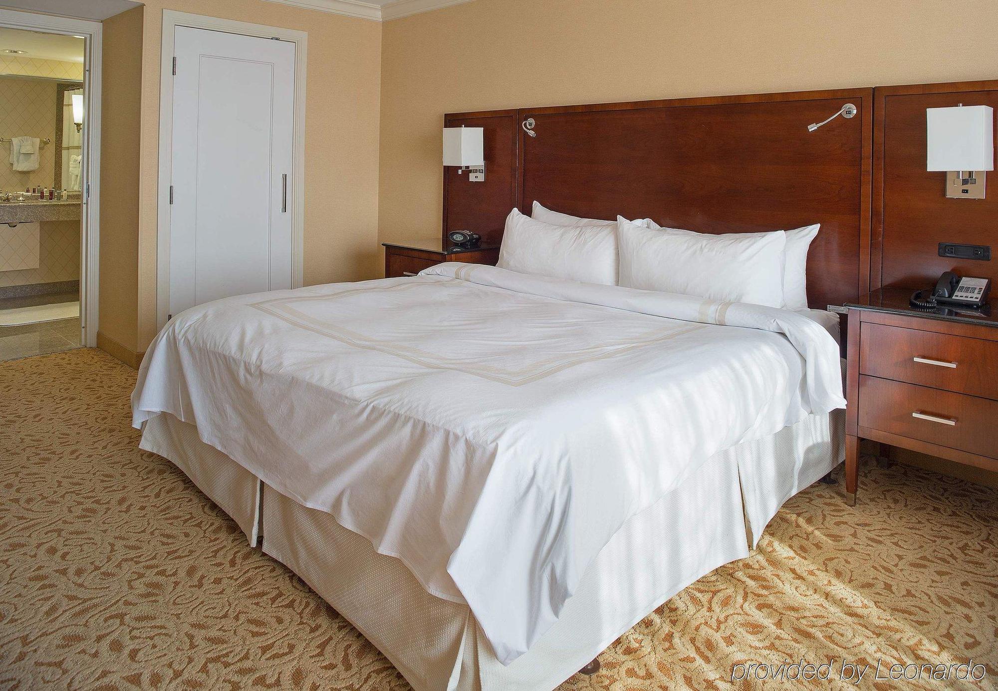 Holiday Inn Chesapeake Zewnętrze zdjęcie