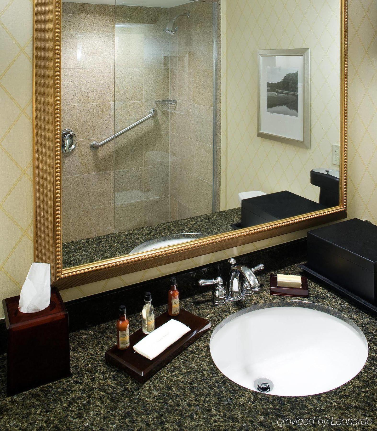 Holiday Inn Chesapeake Zewnętrze zdjęcie