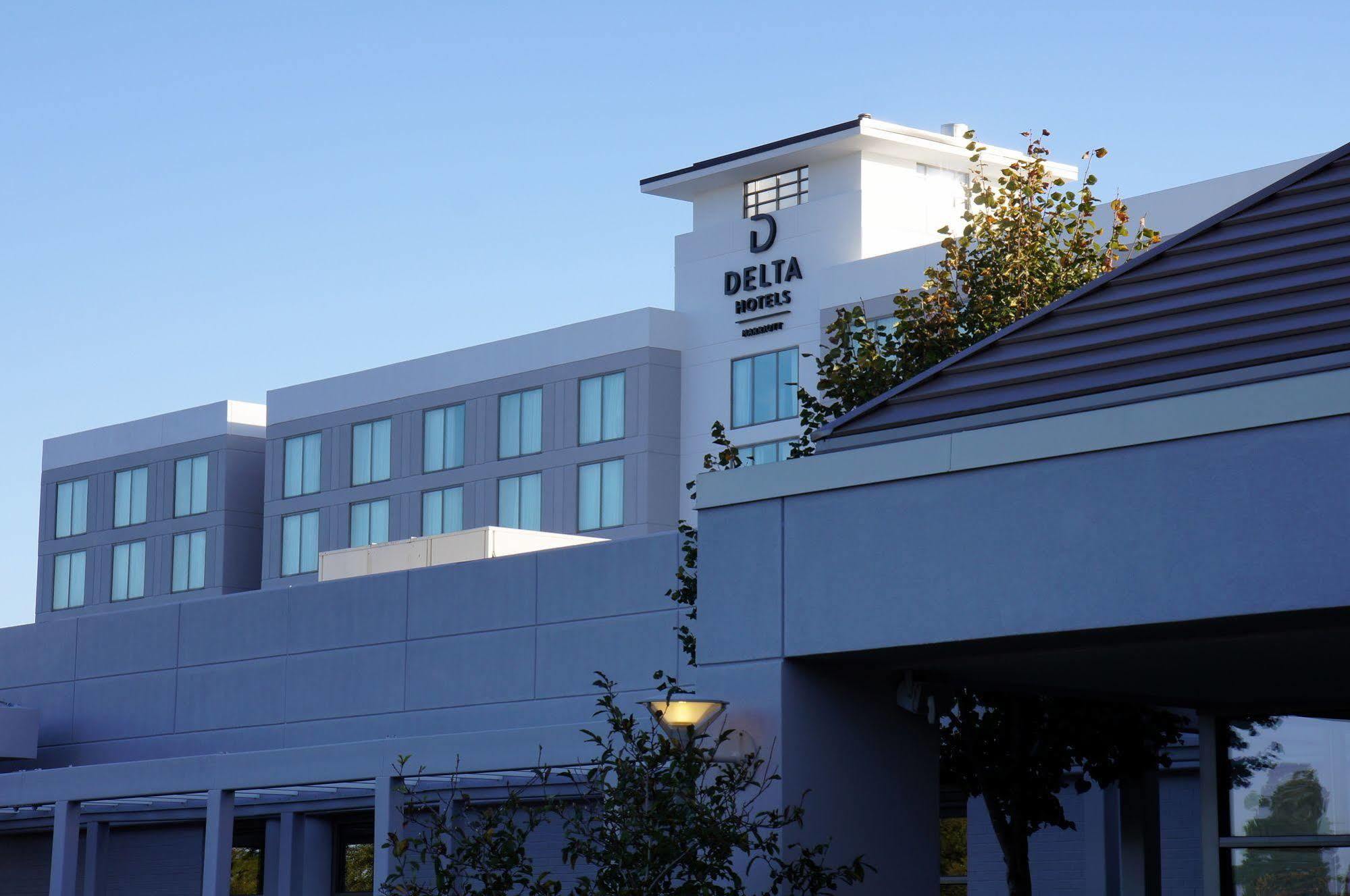 Holiday Inn Chesapeake Zewnętrze zdjęcie