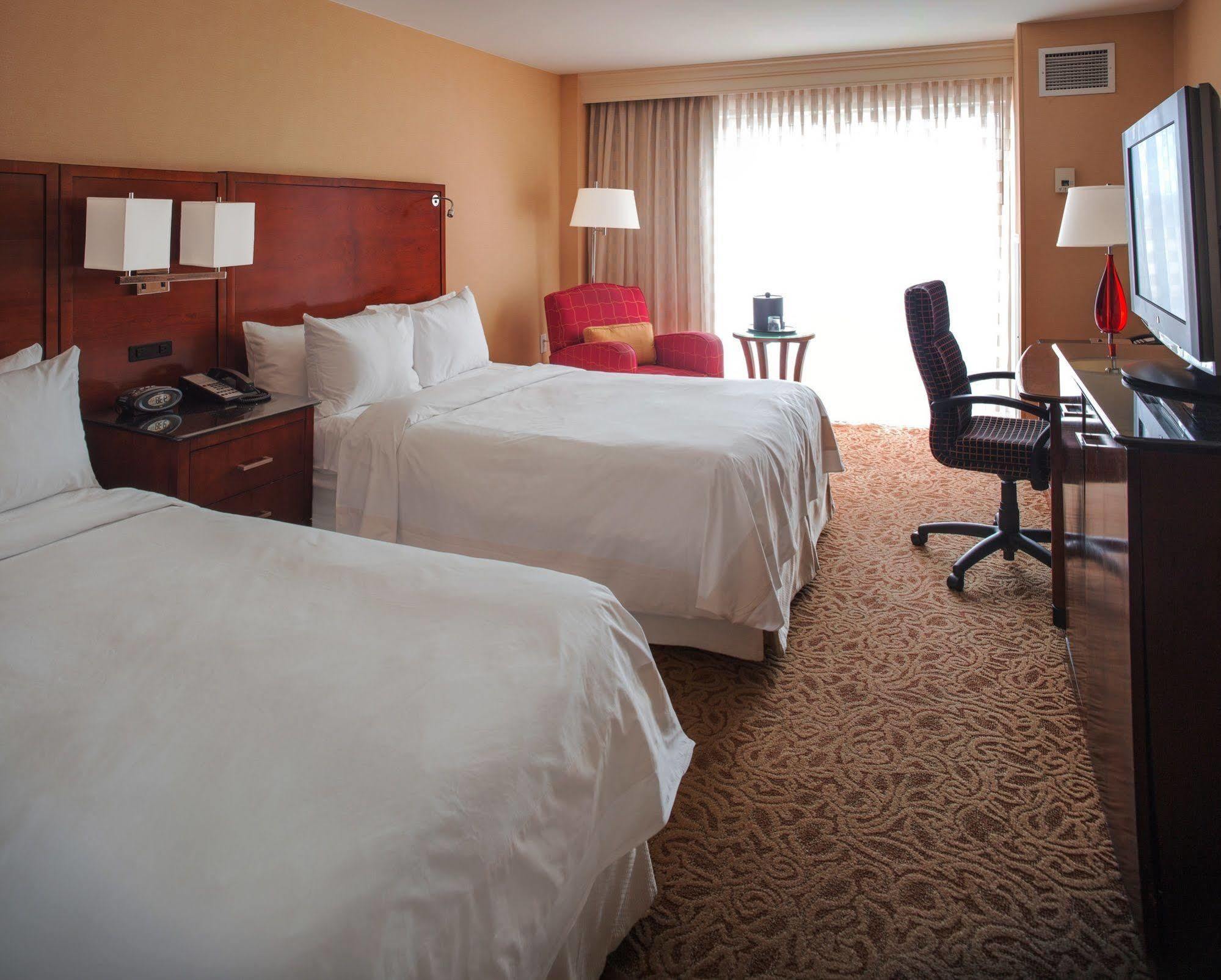 Holiday Inn Chesapeake Zewnętrze zdjęcie